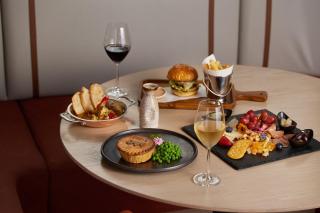 Courtyard by Marriott Bangkok Sukhumvit 20 - 1