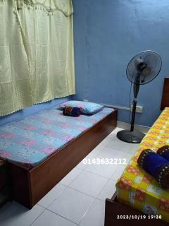 Ekaira homestay - Tambun - 9