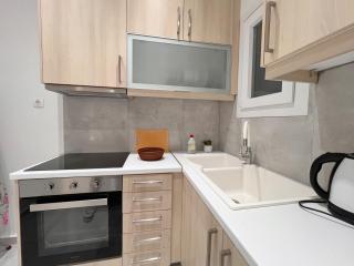 WSD Athens Cozy 2BD Apt with Balcony near Attiki metro - 4