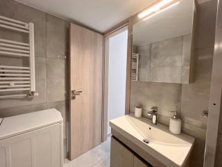 WSD Athens Cozy 2BD Apt with Balcony near Attiki metro - Atene - 1