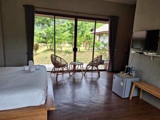 The Liveliwoods - Khao Sok National Park - 1