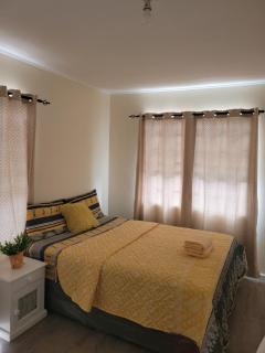 Kensington Oval- 2 bed 1 Bath - Bridgetown - 1