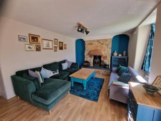 Goonearl Simply Stay - Scorrier - 8