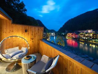 Moon River View Hotel - Fenghuang - 5