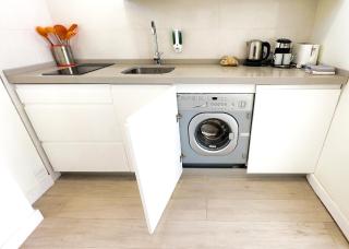 Great studio on the Beachfront in the Center of Marbella - Marbella - 2
