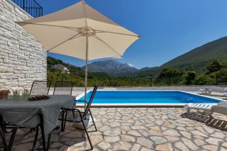 Charming holiday home Dolac in rural area with pool - Slime - 5