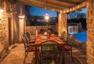 Romantic stone villa with pool and waterfall, in a quiet area - by Traveler tourist agency ID 2162 - 9