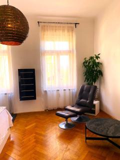 Free Parking - Premium Bed - Modern Kitchen - 0