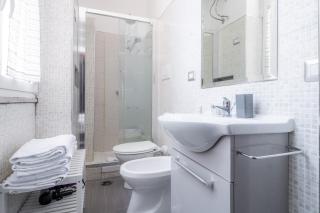 HT SUNNY1 bedroom Apartment by the Vatican - Rome - 8