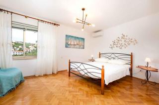 Holiday home in Vrbnik/Insel Krk 36717 - Vrbnik - 3
