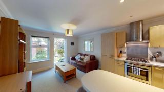 Elizabeth Jennings Way - Oxford - 8