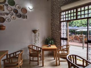 Hotel AT THE PARK - Cartagena - 1