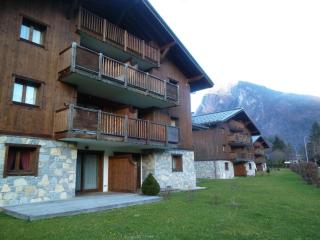 Duplex spacieux avec terrasse, piscine couverte et cheminée à Samoëns - FR-1-624-9 - Samoëns - 9