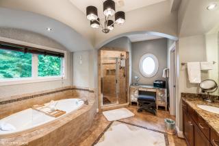 Luxury Retreat with Family Feel: Perfect Getaway! - Leesburg - 7