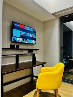 Luxe Apartment by Hey Studio's - Ghaziabad - 0