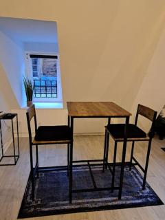 Confortable Studio Rénové - 1