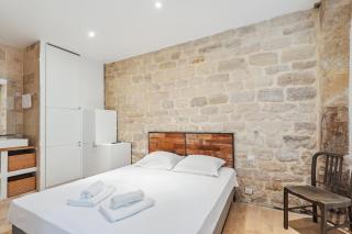 Luxury living: appartement contemporain by Weekome - París - 1