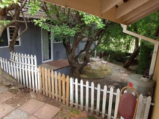 1# bedroom unit pvt entrance inverter fastWifi Linden - 1