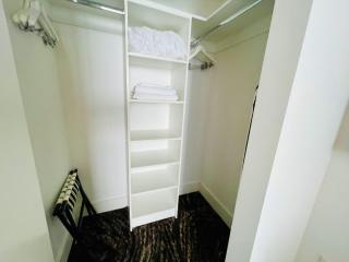 Amazing View at a Spectacular Apartment by rent4us - Hollywood - 3