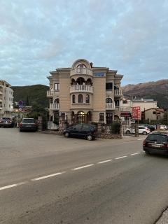 Beatrix Lux Hotel - Budua - 1