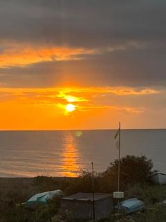 Beautiful 2 bedroom beach getaway - Pevensey - 0