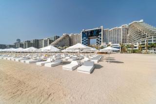 New Heaven Beauty By The Beach 2BR FIVE Palm Sea Views - Dubai - 5