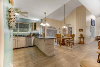 2 Bed 2 Bath Vacation home in Whittier I - Whittier - 6