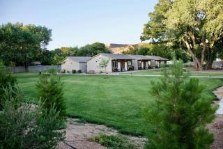 Bunkhouse 6A With Fridge and Microwave - 6