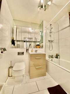 Captivating 1-Bed Apartment Greater London - Belvedere - 3