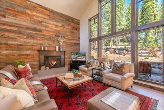 Lavish 4 BR in Gray's Crossing - Truckee - 0