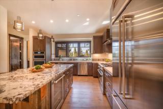 Lavish 4 BR in Gray's Crossing - Truckee - 7