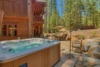 New Listing! West Shore Bliss - 4BR, Private Hot Tub - Tahoe City - 8