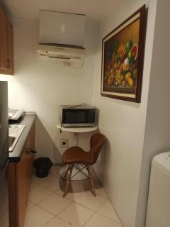 Spacious Scandi Studio in Burgos Circle Mind Museum Near Bonifacio High Street BGC with Golf Course View - 2