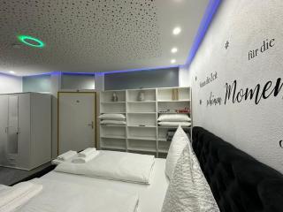 Modern Apartments Neuburg U - TOP - 2 Zimmer, Komfort, Zentrum, Wi-Fi, Smart TV, Stellplatz, Küche - Neuburg an der Donau - 2