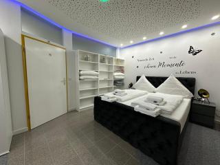 Modern Apartments Neuburg U - TOP - 2 Zimmer, Komfort, Zentrum, Wi-Fi, Smart TV, Stellplatz, Küche - Neuburg an der Donau - 4