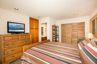 Timberland Retreat - Tahoe City West Shore 4 BR 4 Bath with private hot tub - Sleeps 9 - Homewood - 1