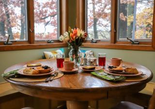 LakePlace Bed & Breakfast - - 2
