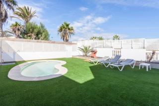 Corralejo Beach Villa Tierra- Sea View, Private Pool, BBQ & Wifi by Amazzzing Travel - Corralejo - 2