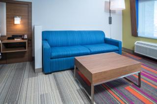 Holiday Inn Express & Suites - Florence - Cincinnati Airport by IHG - 1