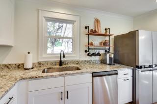 Tranquil Travelers Rest Home with Fire Pit! - Travelers Rest - 1