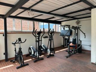 Laureles Guest House LGH Hotel - 2