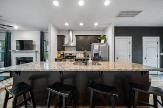 Spacious 3 Bedroom 6 Beds Nashville House with Large Yard - Nashville - 7