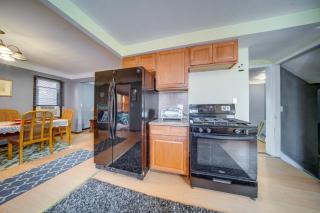 University Heights Home Near Downtown Cleveland! - - 3