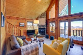 Mtn-View Blue Ridge Cabin on Over 2 Acres! - Sparta - 9