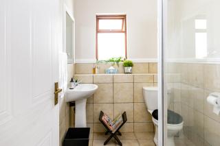 Corporate Luxury Apartment 2 Bedroom in Sandton - 8