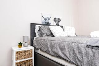 Corporate Luxury Apartment 2 Bedroom in Sandton - 3