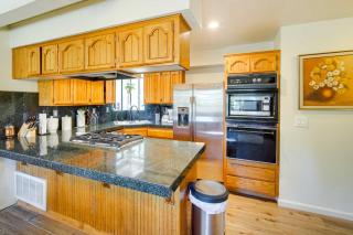 All-Season Crestline Escape - 2 Mi to Lake! - Crestline - 9