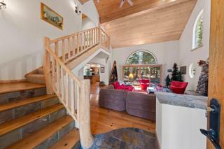 Fox Crossing at Tahoe Donner by Tahoe Getaways - 3BR Vacation Rental w Forested Views & HOA Amenities! - Truckee - 4