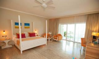Oceanside Junior Suites at 5 Star All-Inclusive Resort - 7