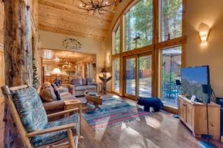 Tippy Canoe by Tahoe Getaways - 4BR West Shore w Private Hot Tub,, Sauna, EV & Walking Distance to Trailhead - 9
